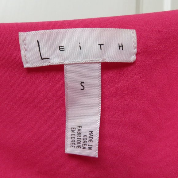 CLEARANCE Leith hot pink crop cami with shelf bra size S - Picture 2 of 5